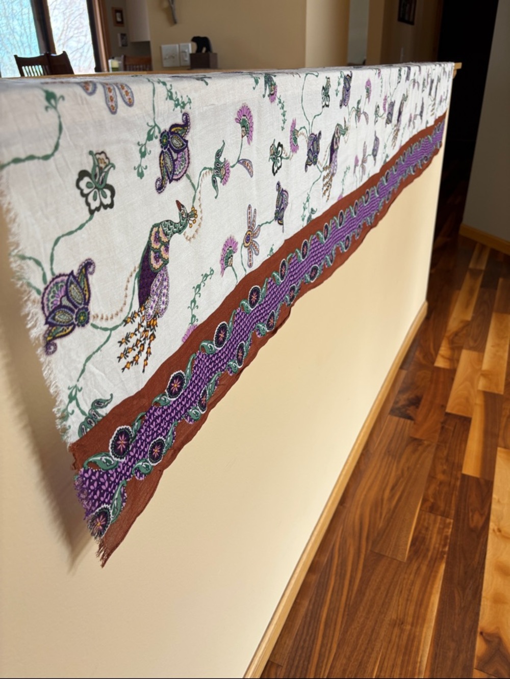 NEW LOFT Scarf, Pheasant, Floral, Rich Elegant Design, 27 x 72, Never Used